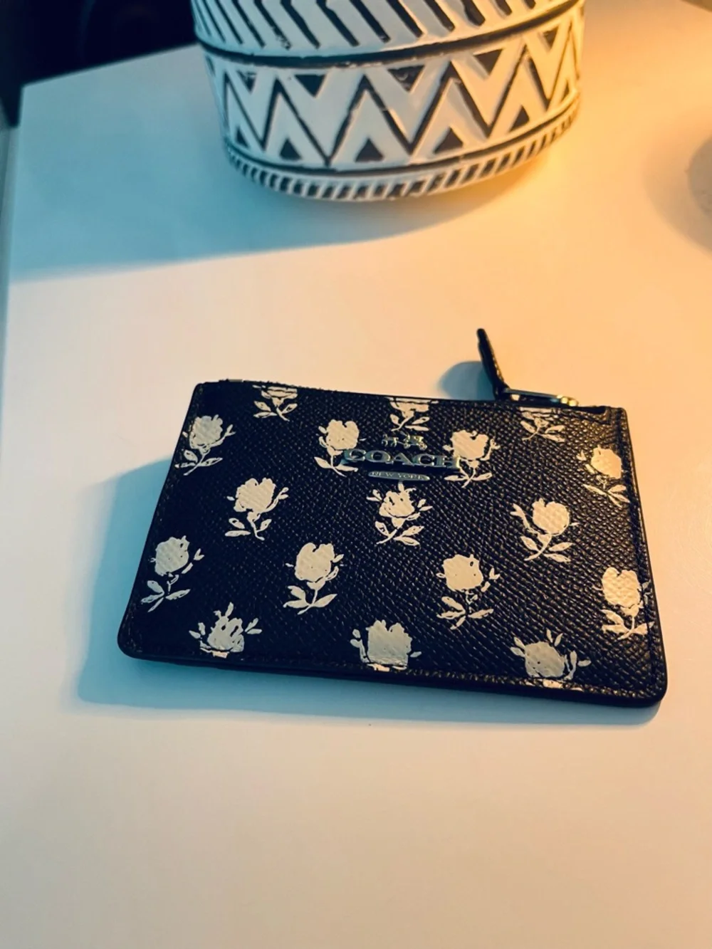 Coach Black Card Case with White Floral Print - Picture 1 of 5